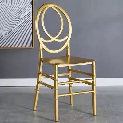 kaufen Sponge Cushion Gold Weiß Stapelbare Hallen Stühle Chiavari Für Hotel Bankett Online-Herstellung